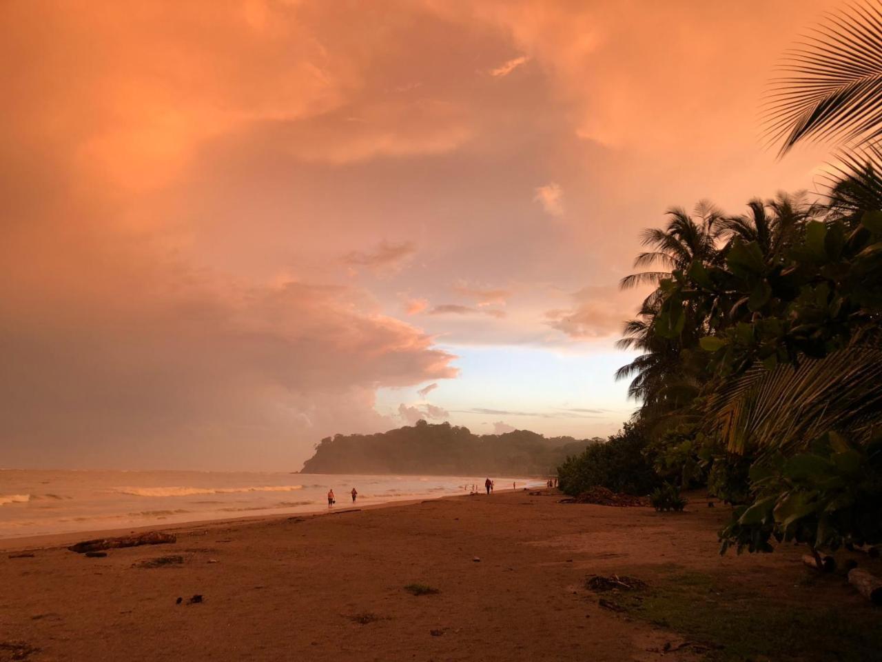 Macao Beach Sámara Exteriör bild